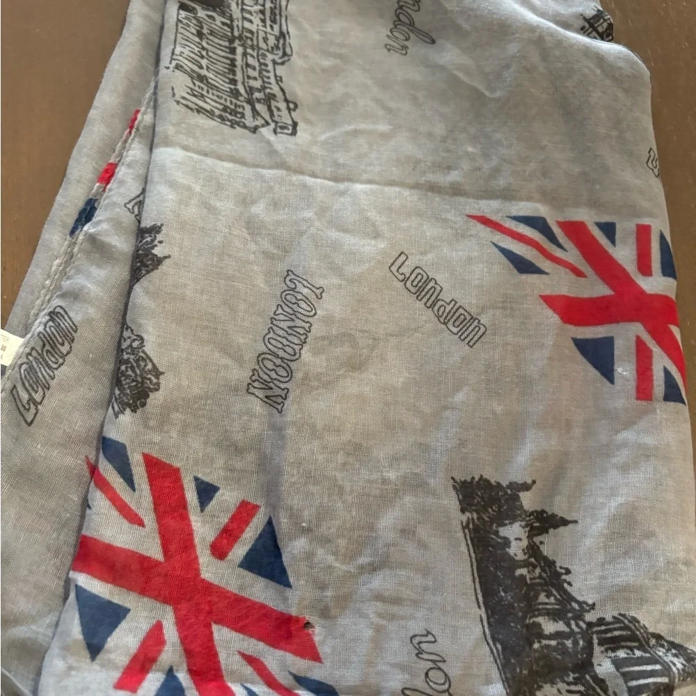 Gray Infinity scarf London Print Scarf